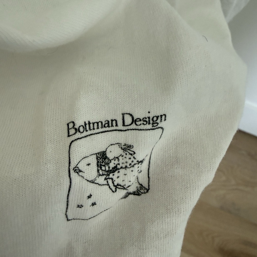 Womens Bottman  Design Long Sleeve White T Shirt Dog With Flower Size Large - Picture 3 of 7